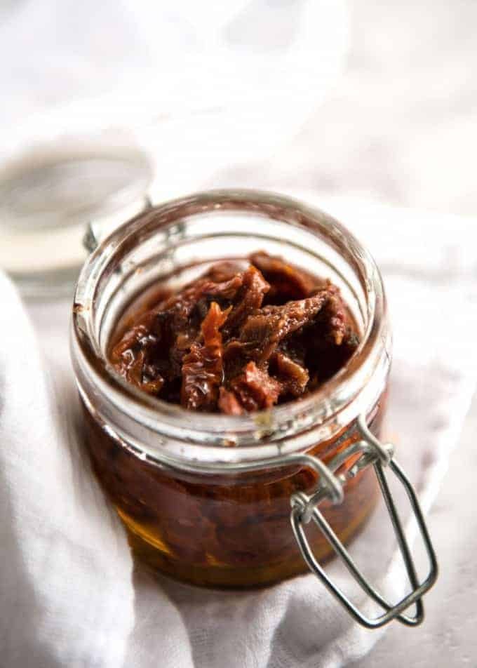 5 minutes prep is all it takes for this juicy flavour bomb! Made extra tasty with an Italian dressing slathered on the chicken.