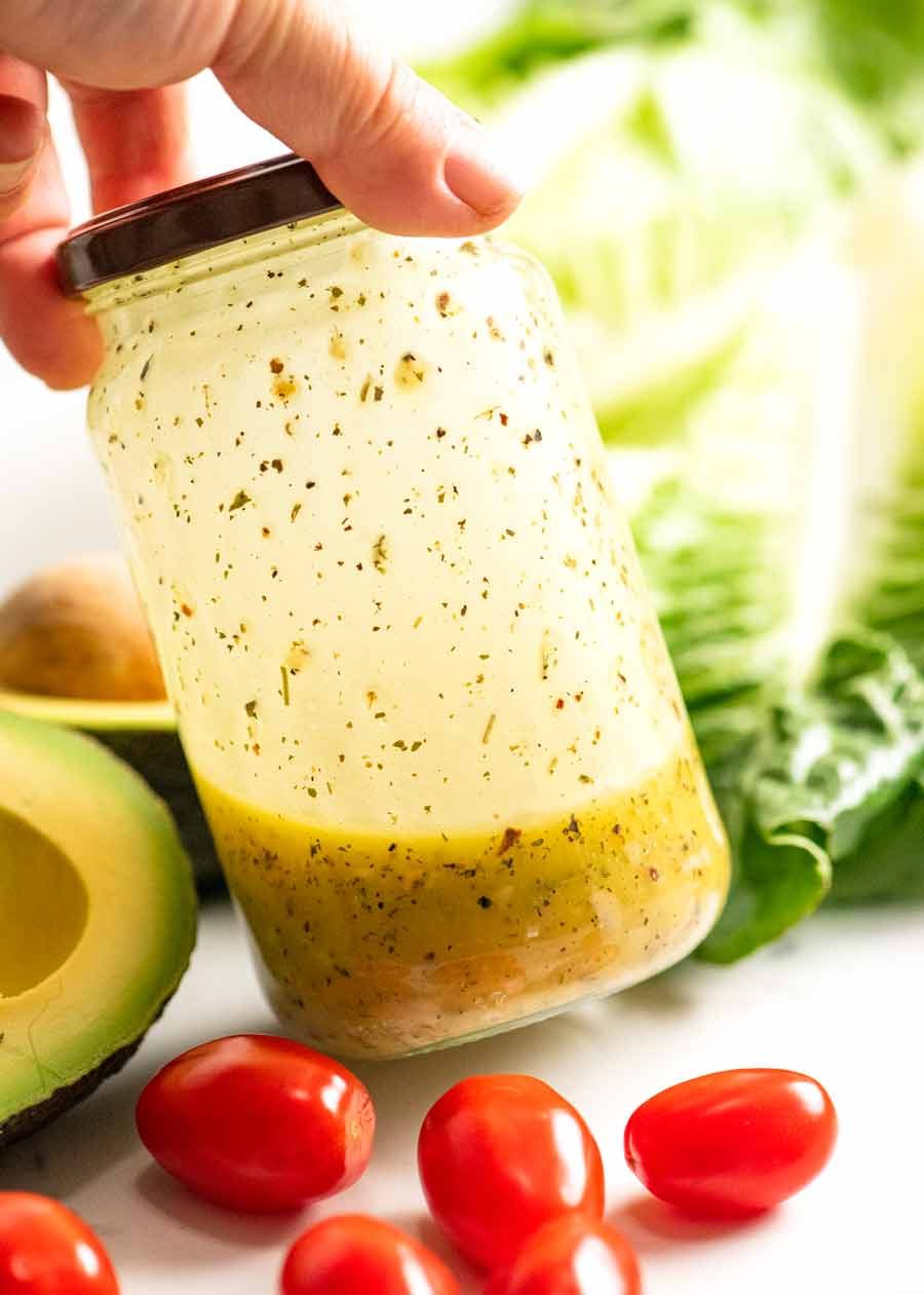 Herb and garlic dressing