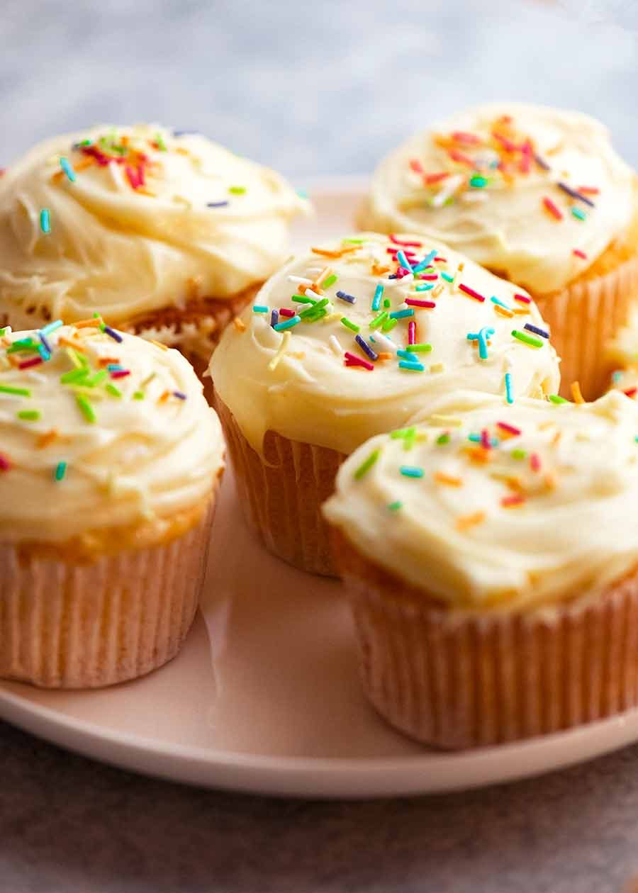 Vanilla Cupcakes with white chocolate ganache