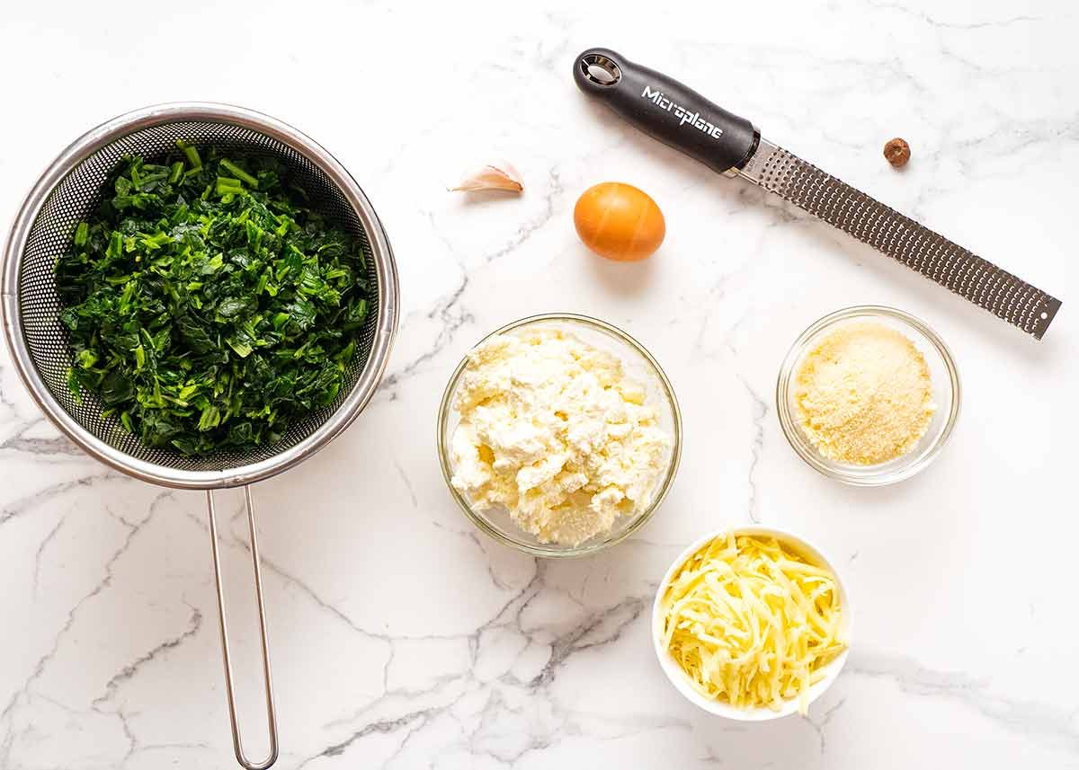 Spinach Ricotta Stuffed Shells ingredients